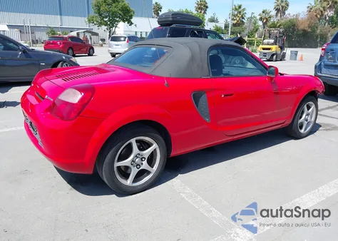 2000 Toyota Mr2 Spyder z USA, uszkodzony, nr VIN JTDFR3207Y0021485